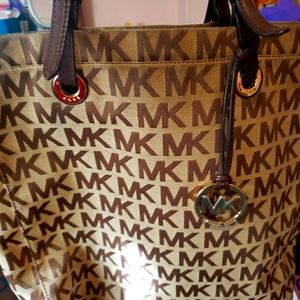 MK tote